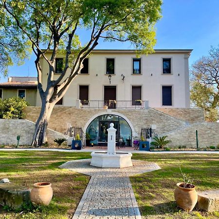 Bed and Breakfast Bastide Beaudinard Aubagne Esterno foto